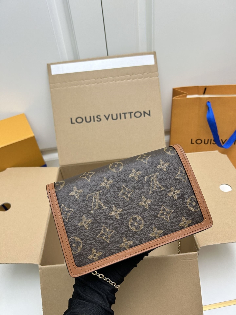 LV Clutch Bags